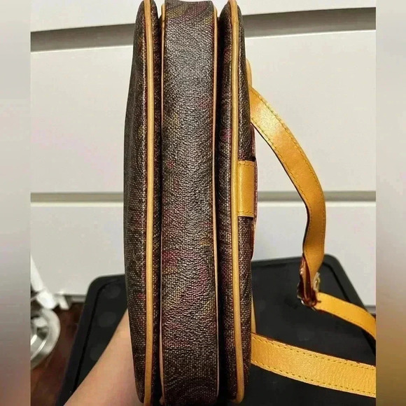 Vintage  Etro Crossbody bag - Picture 13 of 16